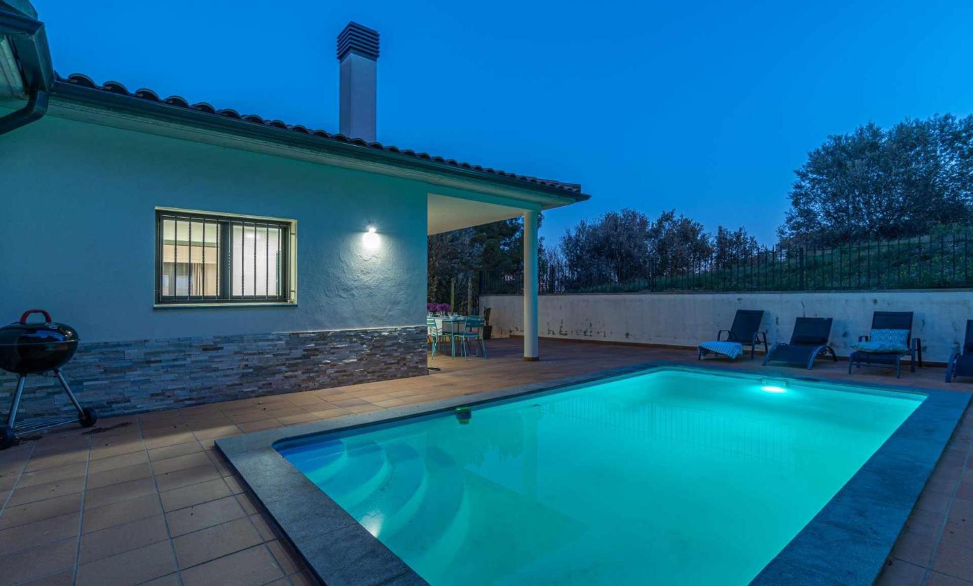 Jouvacations Villa Domenec Figueres  Eksteriør bilde